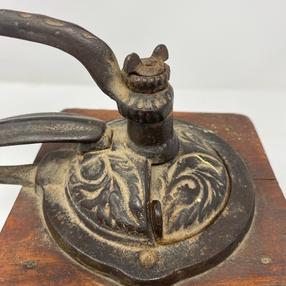 Vintage Wood Coffee Grinder Mill Box + Drawer with Hand Crank - Picture 2 of 8